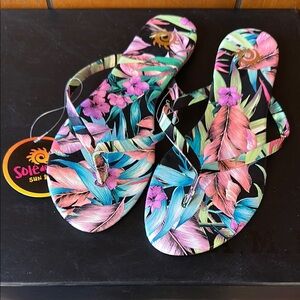 NWT Women's Floral Flip Flops - Multicolor